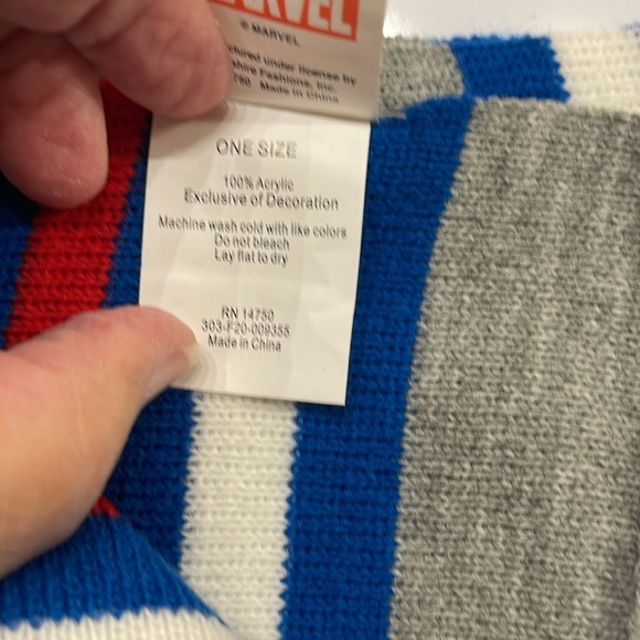 NWOT Striped Spider-Man Scarf AND Gray & Red Marvel Scarf‎ about 49”x8” in size - Picture 10 of 13